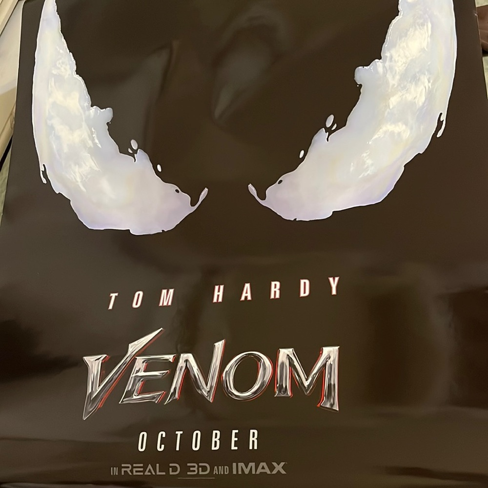 Venom 27 x 40 Movie Poster ‘His Eyes’ Double Sided Tom Hardy Teaser